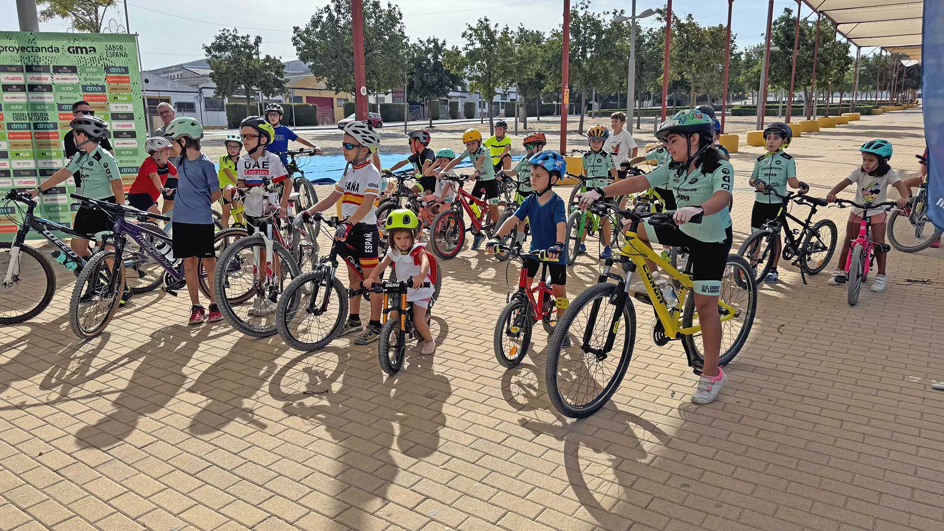 inicio de curso Escuela Ciclista Ciudad de Lucena